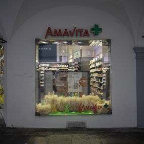 finestra-farmacia-amavita-lugano