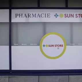 fenêtre-pharmacie-sun-store-echallens