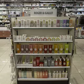 roger-gallet-produits-pharmacie-sun-store-marin-manor