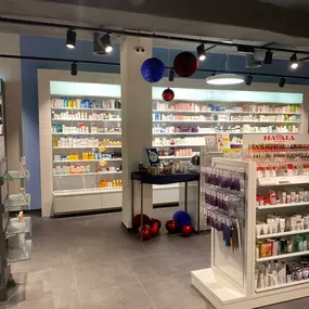 amavita apotheke ebikon inside