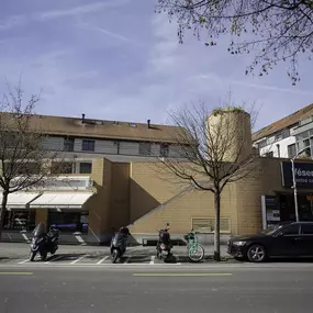 batiment-de-la-pharmacie-sun-store-vesenaz