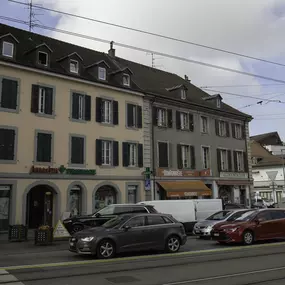 Pharmacie Amavita Chêne-Bourg-bâtiment