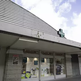 extérieur-pharmacie-amavita-du-Lignon