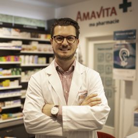 pharmacien-Amavita-Confédération-Centre