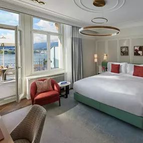 The hotel offers 91 luxurious guestrooms and 45 spacious suites, that belong to the largest ones in the city of Lucerne