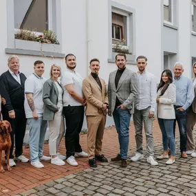 Teamfoto - AXA Versicherung Niendieker & Ogrzal oHG - Kfz-Versicherung in Osnabrück