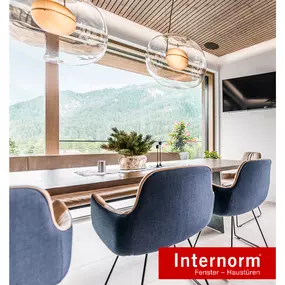 ✨ Ein Fenster, das sich deinem Stil anpasst! ✨
Das Holz-Aluminium-Fenster HF 410 von Internorm vereint zeitloses Design mit modernster Technik – und passt sich perfekt an verschiedenste Architekturstile an. ????????
Ob modern, klassisch oder gemütlich – mit dem HF 410 setzt du immer das richtige Statement.
#internorm #fenster #haustüren #türen #design #architektur #wohnideen