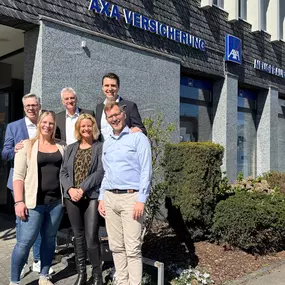 Team - AXA Versicherung Neugebauer GmbH & Co. KG - Kfz Versicherung in Odenthal