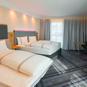 Premier Inn Mannheim City Centre hotel bedroom