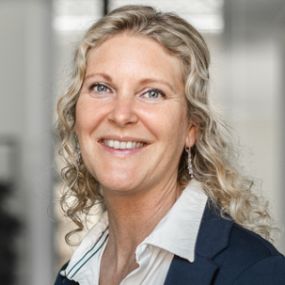 Kundenbetreuerin Dana Freimanis - AXA Versicherung Poelmeyer & Kollegen GmbH - Kfz Versicherung in  Oldenburg