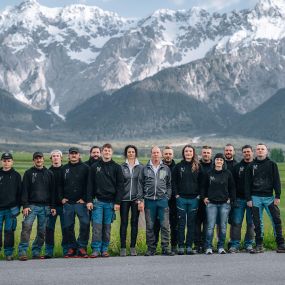 Spenglerei Schöpf Denis - Dachdeckerei & Schwarzdeckung 6414 Mieming Teamfoto