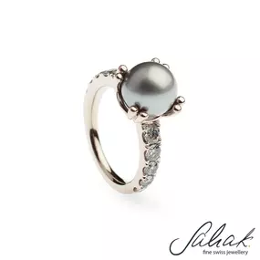 Bild von Sahak Jewellery