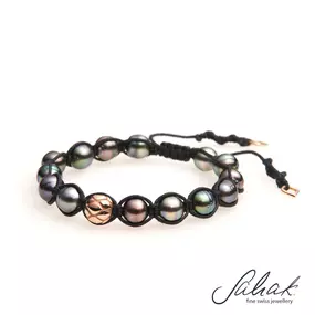 Bild von Sahak Jewellery