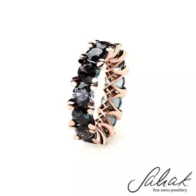 Bild von Sahak Jewellery