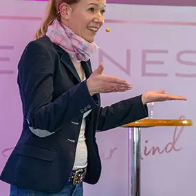 Bild von Denise Spekowius - Sales Coach, Verkaufstrainerin, Speakerin, Mentorin