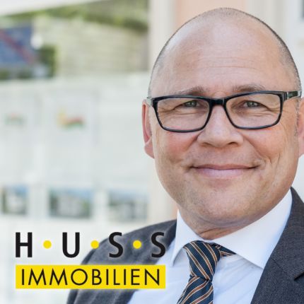 Logo de HUSS Immobilien - Immobilienmakler Rems-Murr-Kreis