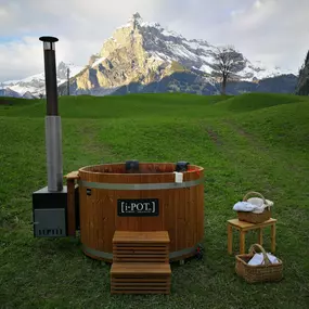 Bild von Saunafass und i-POT Hotpot Schweiz - wellnessunderthesky im wellness-onlineshop