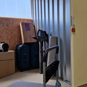 Lagerraum - Lager mieten Dresden - z.B. 4 m² - mit natürlichen Tageslicht - trocken, belüftet und videoüberwacht