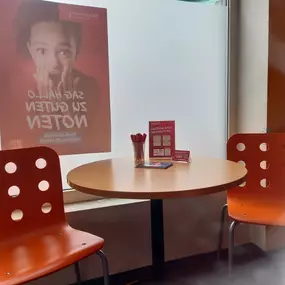 Krefeld-Mitte Wartebereich