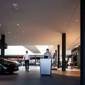 Mercedes-Benz Beresa Osnabrück Showroom Ausstellung Empfang