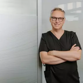 Zahnarzt Ansbach | Zahnarzt an der Residenz Dr. David Müller | Dr. David Müller