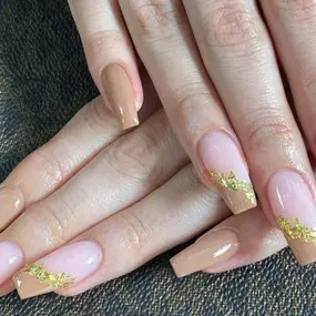 Bild von Real Nails Zurich - Nagelstudio - Gelnägel - Frenchnägel - Nägelstudio