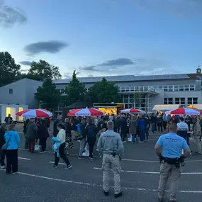 SwissAllSecurity ist ein renommiertes Sicherheitsunternehmen in der Schweiz, das professionelle Sicherheitslösungen und -dienstleistungen anbietet, darunter Objektschutz, Überwachung, Personenschutz und Sicherheitsberatung für Privatpersonen und Unternehmen.