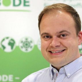 Dominik Lachermund
Standortleiter
Dominik Lachermund, der gelernte Elektriker und erfahrene Energieberater vertritt die Bode Planungsgesellschaft seit Sommer 2022 am Standort in Osnabrück.