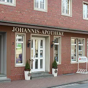 Aussenansicht der Johannis-Apotheke