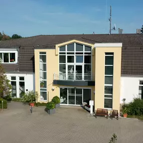 advita Haus Waldhotel | Pflegedienst in Weinböhla | Betreutes Wohnen | Pflege-WG | Tagespflege