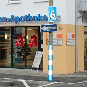 Aussenansicht der Sonnen-Apotheke