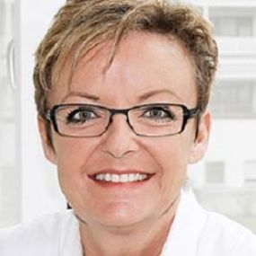Dr. Karin Riederer 4020 Linz