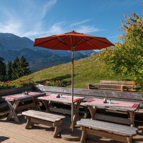 Terrasse der Elmauer Alm