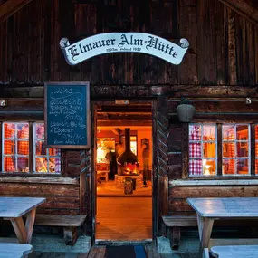 Eingang der Elmauer Alm