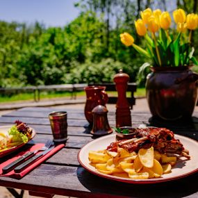 Hirsch-Spareribs, leider nicht immer verfügbar, aber ein echter Geheimtipp