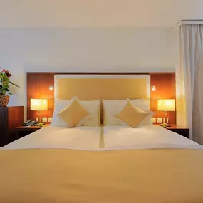 Textile Suite Bed