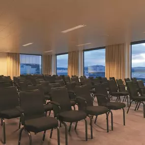 Meeting room theater set-up