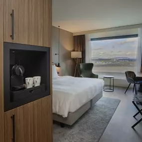 Premium Room - Airfield View