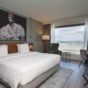 Premium Room - Airfield View
