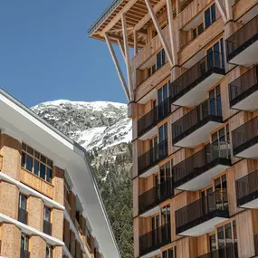 Facade with snowy background