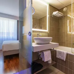 Individual Room Bath