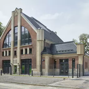 Außenaufnahme Gebäude, FRÖBEL-Kindergarten & Familienzentrum Mayersche Lochfabrik, © 2023 FRÖBEL e.V. Alle Rechte vorbehalten