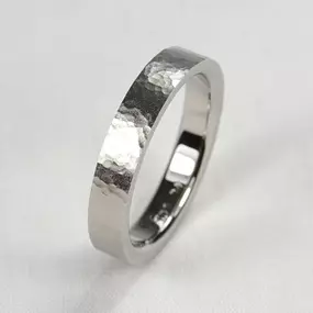 Verlobungsring in Platin 600