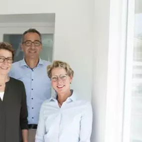 Unser Team der AXA Agentur Correnz