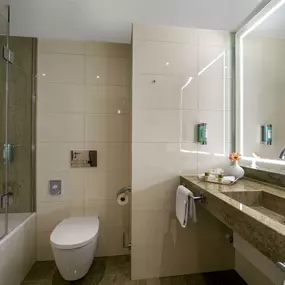 Comfort Badezimmer im Maritim Hotel Ingolstadt