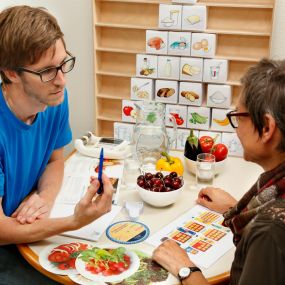 Diätologie umfasst die Bereiche Ernährungs- und Verpflegungsmanagement sowohl in der Gesundheitsförderung und Prävention als auch in der Therapie.