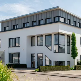 Agenturfoto - AXA Agentur Martina Bürkel-Ziser - Kfz Versicherung in  Teningen