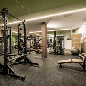 Fitness First Wäschenbeuren - Powerracks