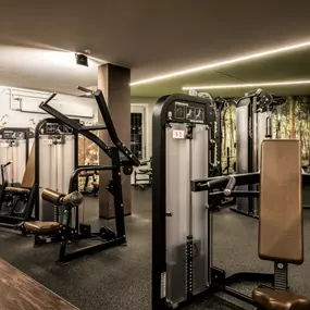 Fitness First Wäschenbeuren - Strength Training