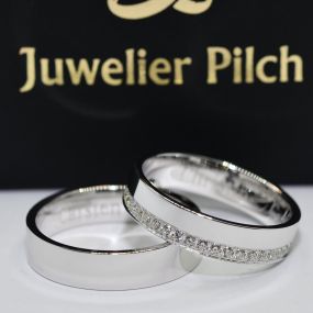 Bild von Trauringstudio Erding - Trauringe Verlobungsringe Schmuck by Juwelier Pilch